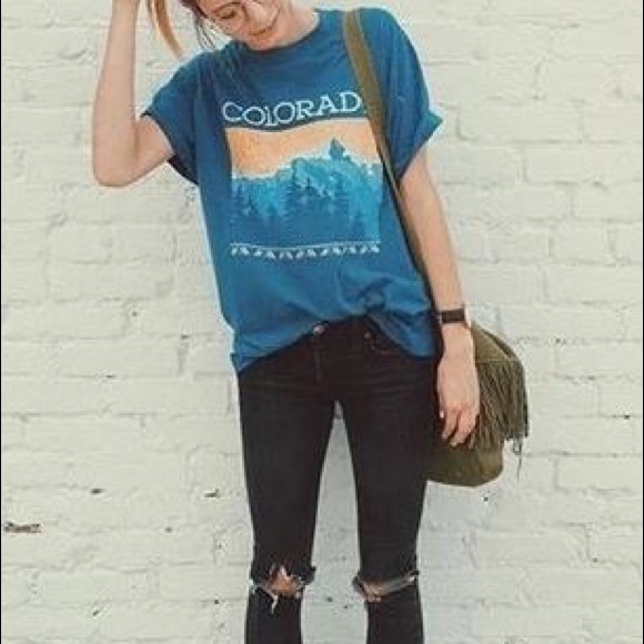 [ONE] Mystery 90’s Style Tee - Picture 4 of 7